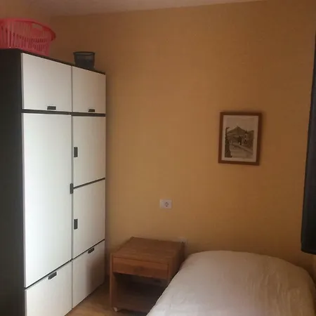 Karin Apartman *